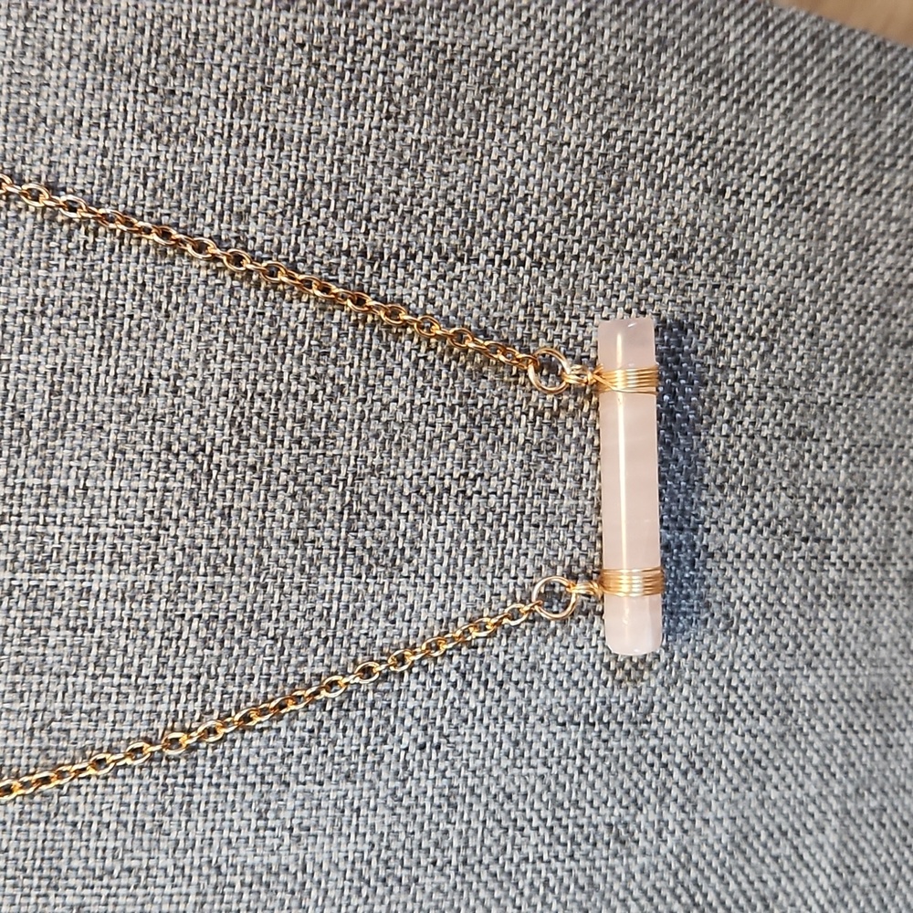 Rose quartz adjustable bar necklace